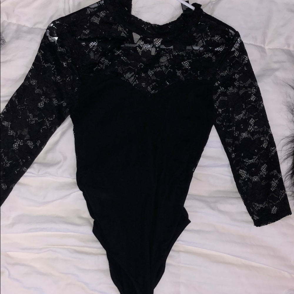 Lace body suit